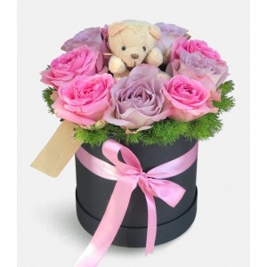 Siyah Kutuda Güller ve Ayıcık