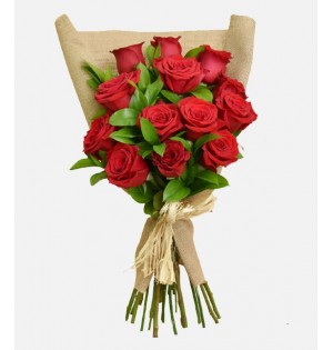 Hasır Çuval Kırmızı Gül Buketi