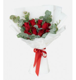 10 Kırmızı Gül Buketi